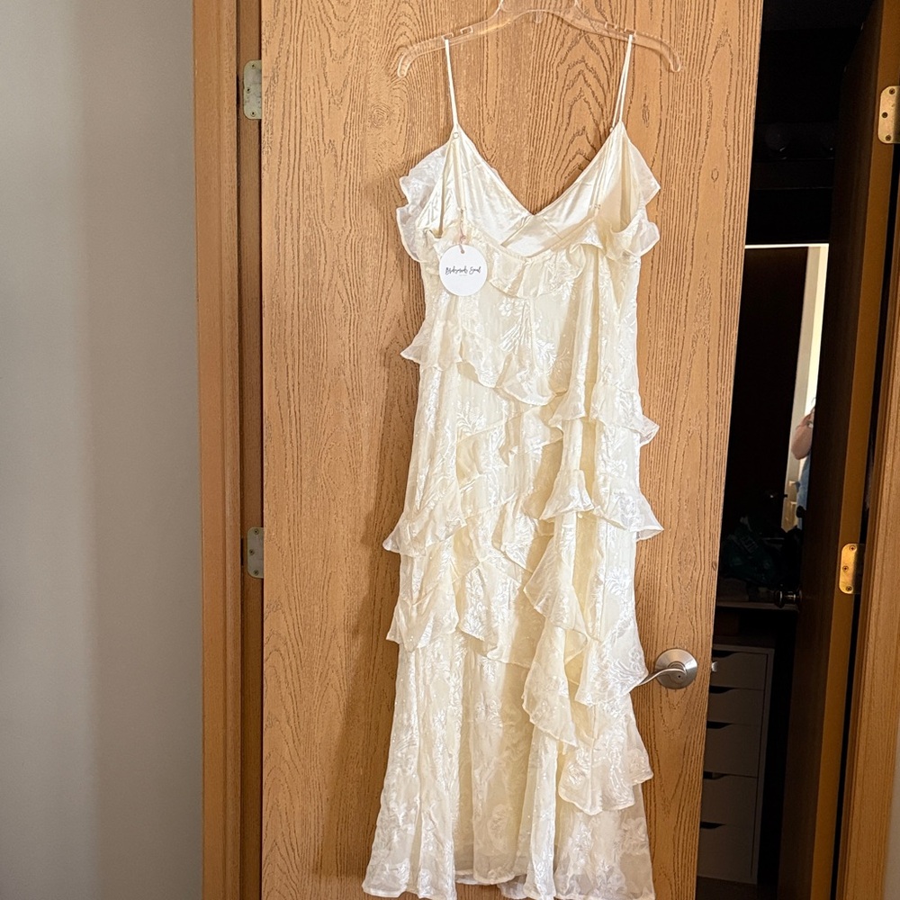 Chic Asymmetrical Cream Ruffle Dress - Picture 4 of 4